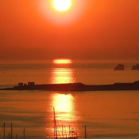 Sunset View Отель Парос