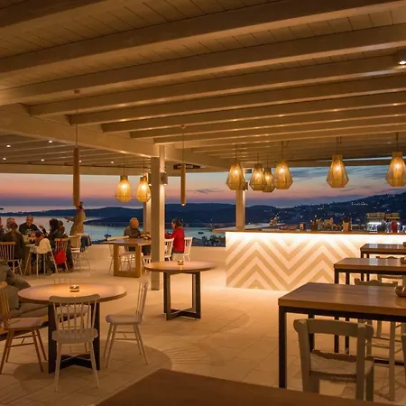 Sunset View 3* Párosz